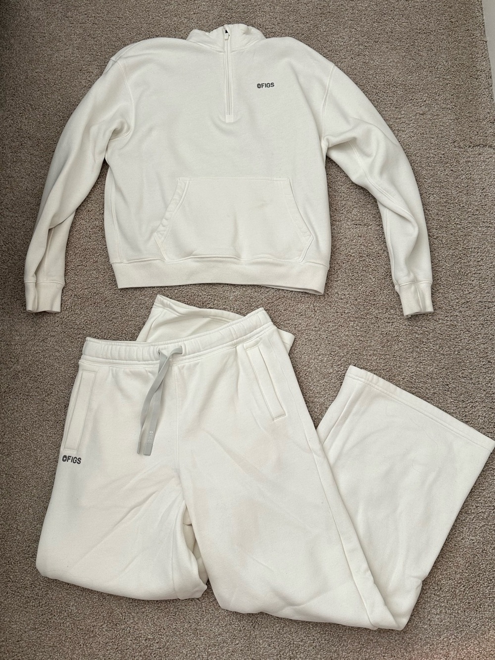 FIGS SWEAT SET